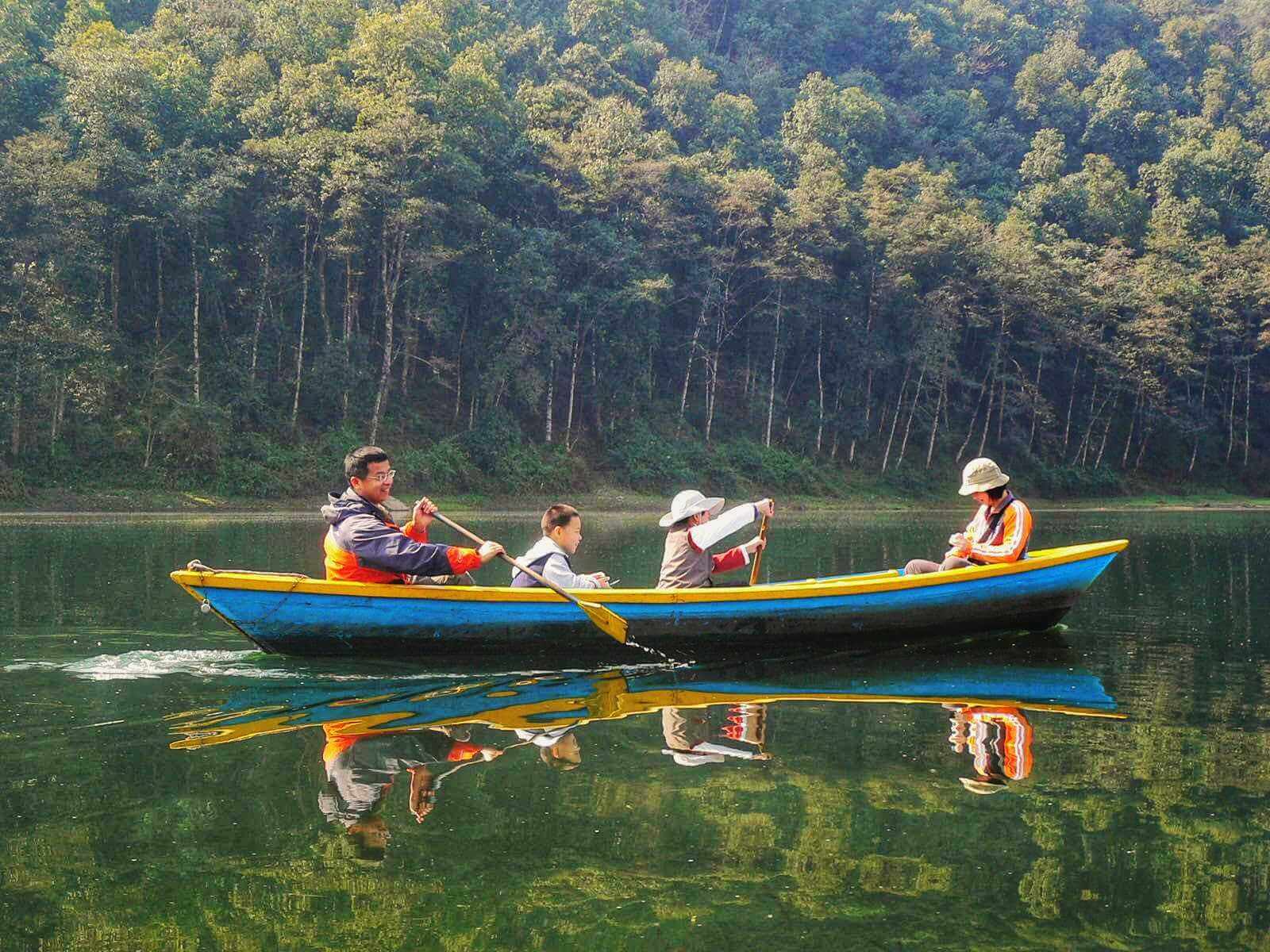 Pokhara Highlights Tour by Flight